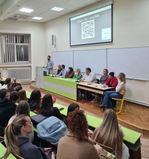 Трибина НутриДрама: шта нам мреже "сервирају"?